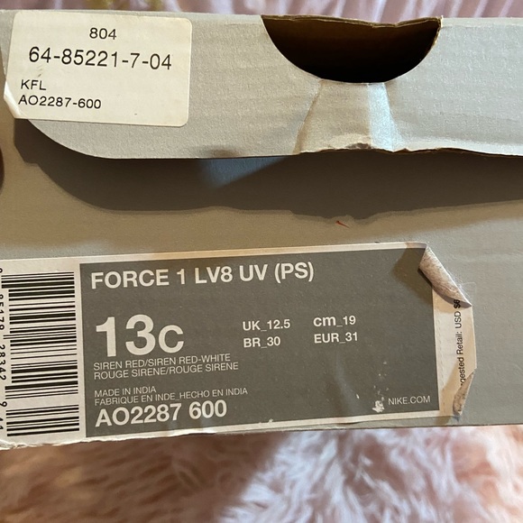 Kids Nike Air Force 1s low - Picture 2 of 5